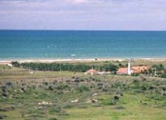 Photo of Porto das Dunas looking south 1 kilometer after Fortaleza Beach Park