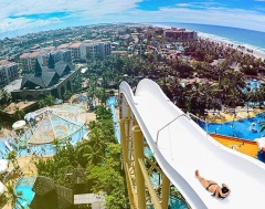 Fortaleza Beach Park Convention Center